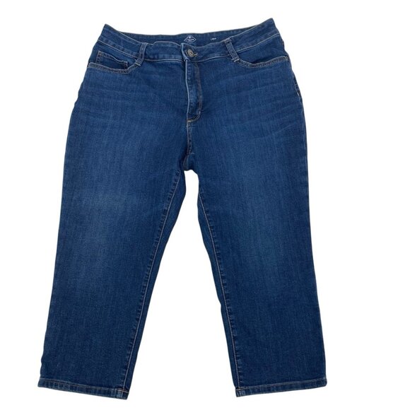 St Johns Bay Womens Size 16P Blue Cotton Blend Mid Rise Denim Capri Jeans - Picture 1 of 10